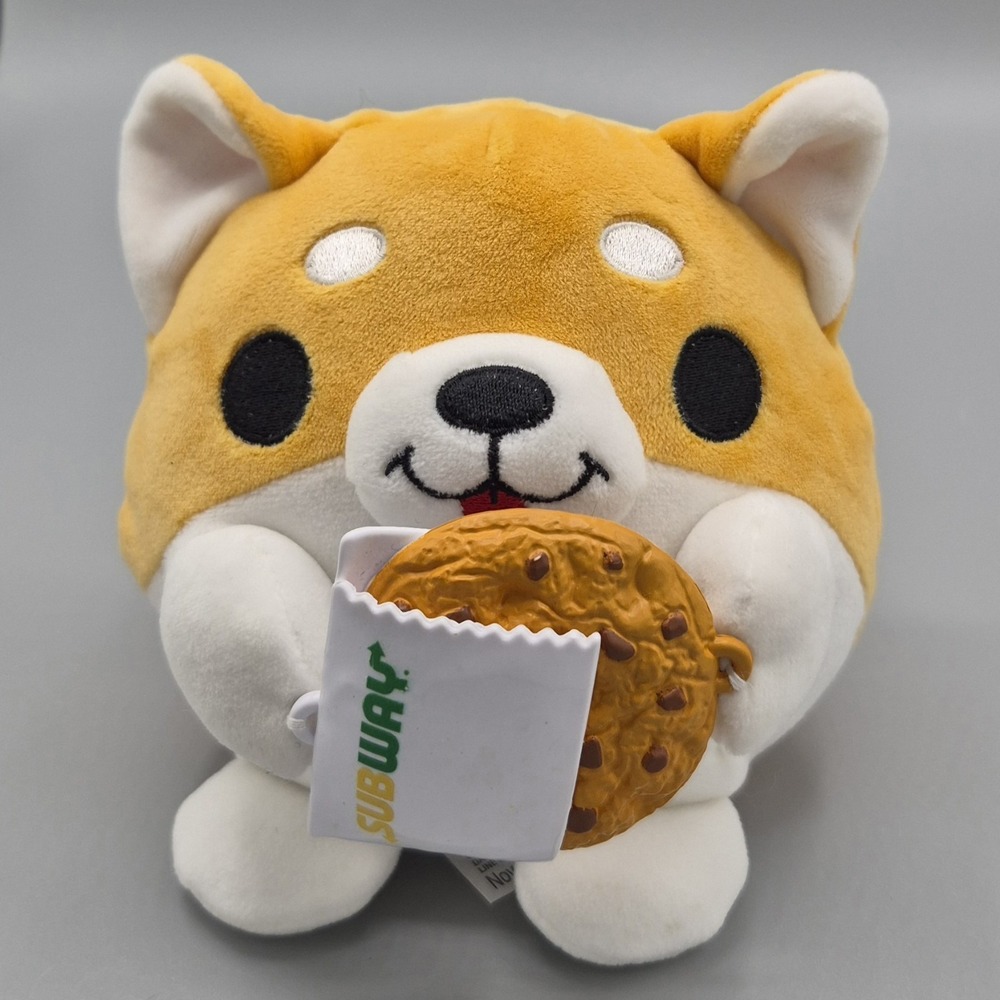 Zuru Snackles Series‎ 2 Four Inch Corgi With Subway Cookie